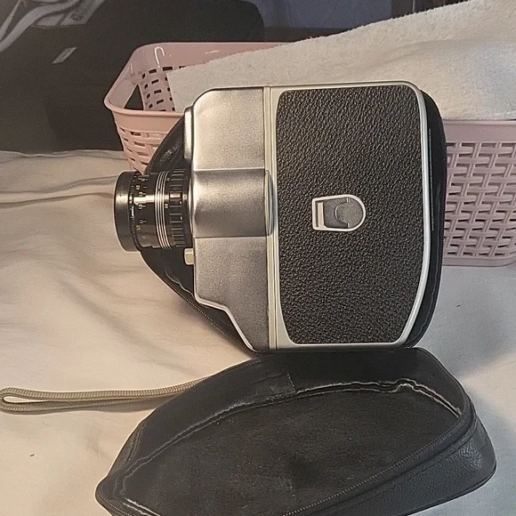 Camera - Picture 2 of 8